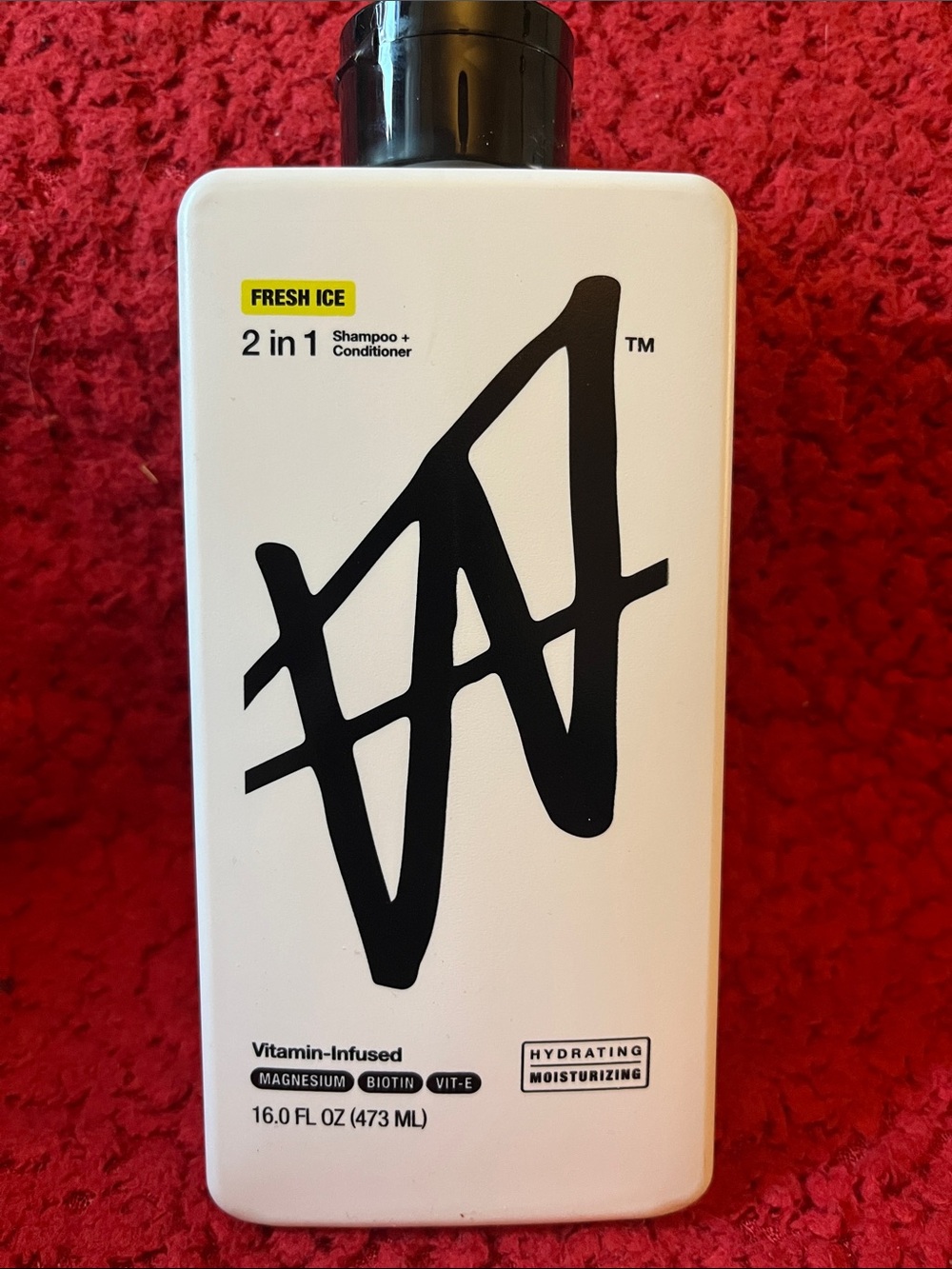 fresh 2-in-1 Shampoo + Conditioner (White)